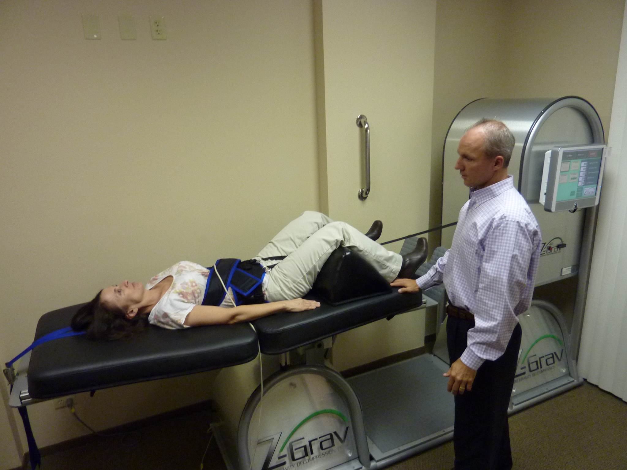 Spinal Decompression Therapy: A Non-Surgical Solution for Chronic Back Pain